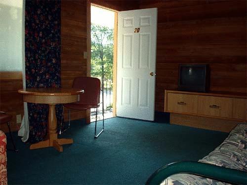 Riverview Lodge Wasaga Beach Δωμάτιο φωτογραφία